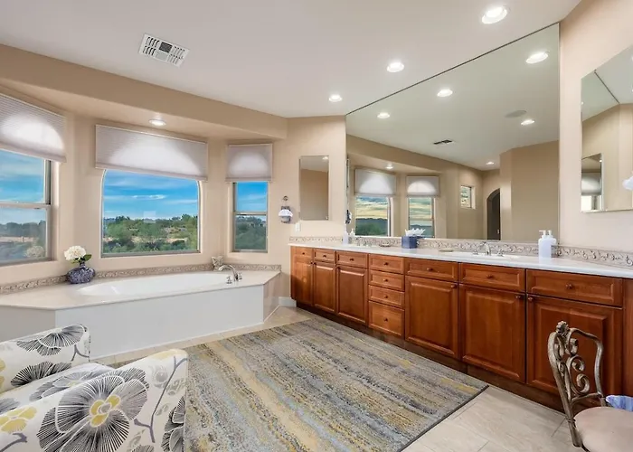 Villa Mountain Viewsgame Roomtheaterheatedpoolspa