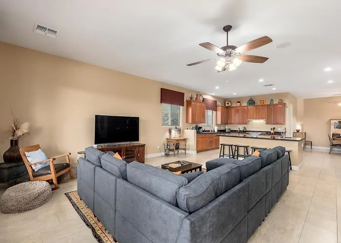 Villa Mountain Viewsgame Roomtheaterheatedpoolspa